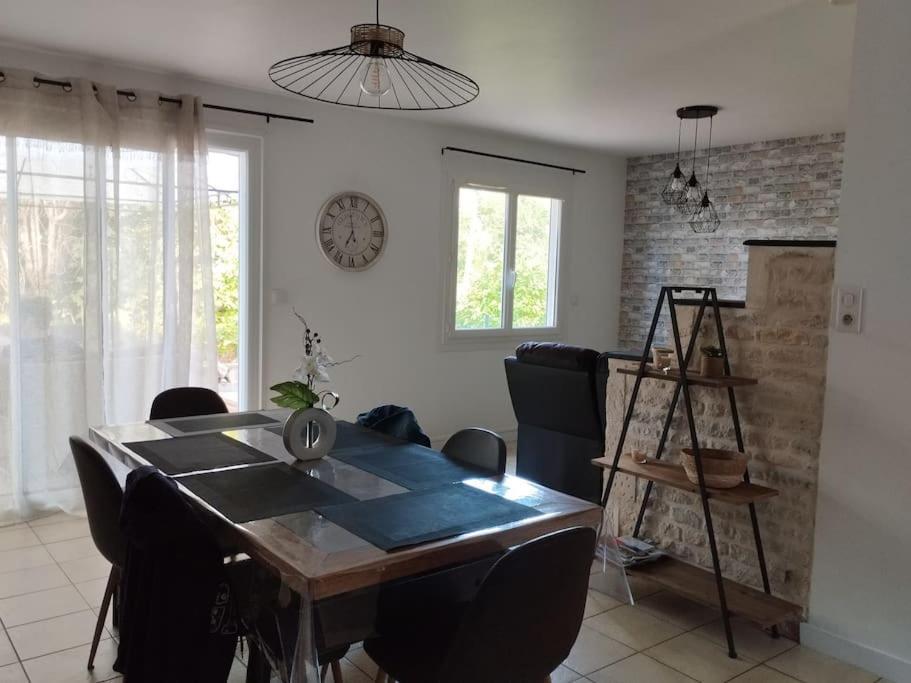 Gite Le Vieux Moulin Sansais Экстерьер фото