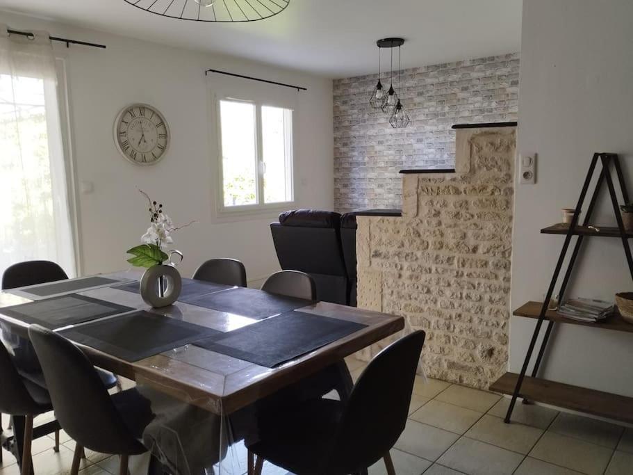 Gite Le Vieux Moulin Sansais Экстерьер фото