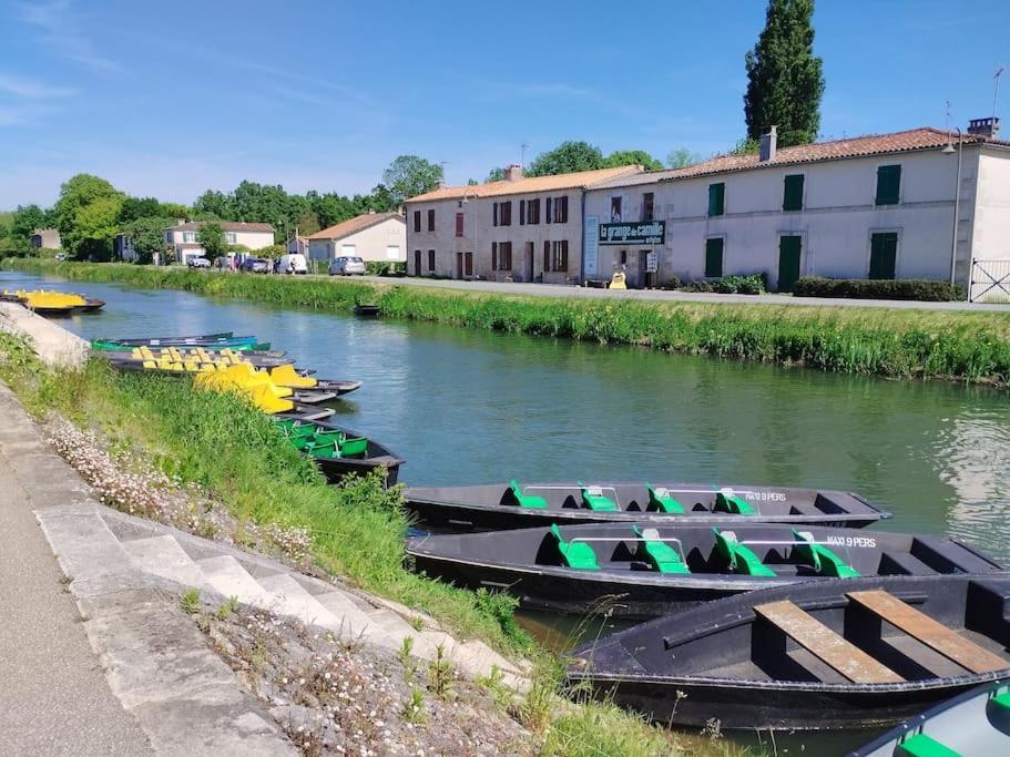 Gite Le Vieux Moulin Sansais Экстерьер фото
