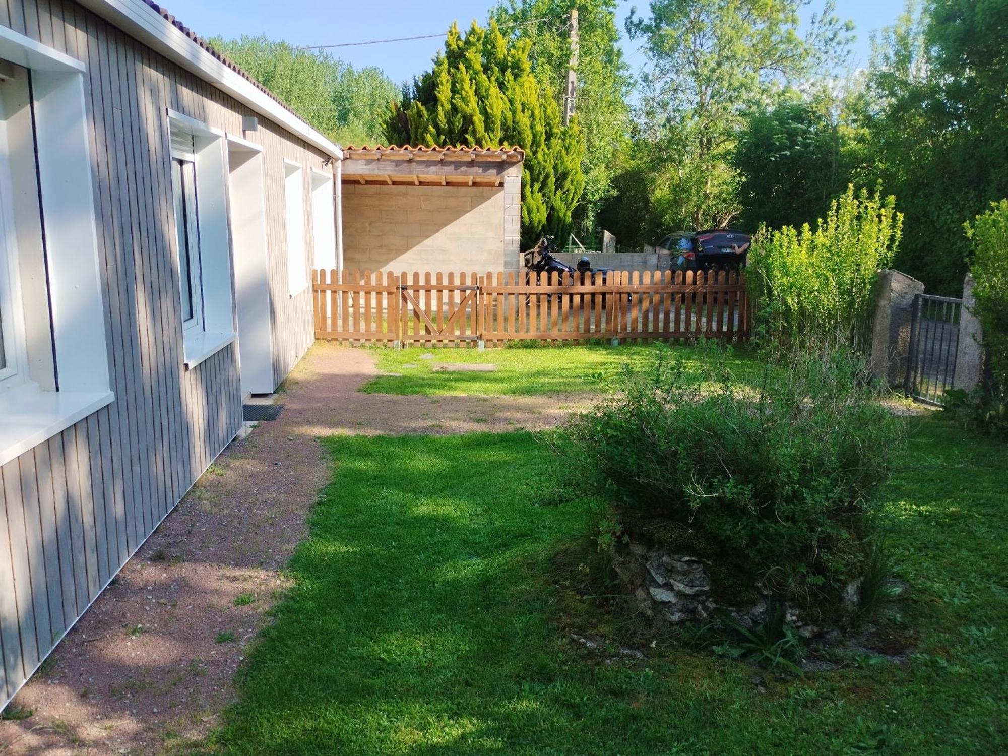 Gite Le Vieux Moulin Sansais Экстерьер фото
